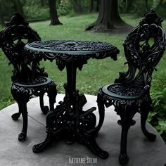 Gorgeous bistro set in my Gothic garden. At Home Halloween Decorations, Home Halloween Decorations, Victorian Gothic Home Decor, Morgantown West Virginia, Goth Houses, Gothic Furniture