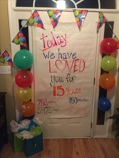 Small Surprise Birthday Ideas, Diy Yard Birthday Decor, Diy Birthday Surprise For Him, 13 Birthday Surprise Ideas, 13th Birthday Room Surprise, 15 Year Birthday Ideas, Sons 19th Birthday Ideas, Creative Bday Ideas, Room Mom Party Ideas