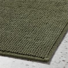 En Pointe Organic Cotton Green Bath Runner Rug 24"x60" + Reviews | CB2 Green And Brown Bathroom, Olive Green Bathrooms, Green Bathroom Rugs, Large Bath Rugs, Bath Mat Runner, Dark Green Bathrooms, Green Bath Mat, Traditional Bath, Bath Runner