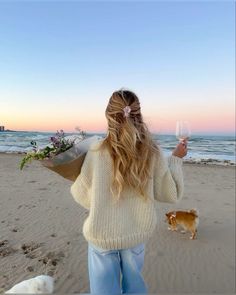 Beach Sweater Photoshoot, Cozy Beach Pictures, Beach At Winter, Sweater Beach Outfit, Beach Girl Aesthetic Outfit Winter, Fall Beach Pics, Beach In Winter Outfit, Cozy Beach Photoshoot, Beach Photoshoot Winter