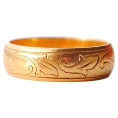 Old ring in solid 20K Yellow Gold. Hand - engraved contentious floral ornament on the band. Unisex type, if that's your size... Made in Sweden. Hallmarked 20K. Unknown workshop ,city of Linköping. Year mark: Z6 / made in 1902. The band is 5.7 mm wide. Size : Ø 6.75US / 17.13 mm. Weight: 5.3 gr Used finest condition. Engraved with name Margot > Most of the items that we sell are not new at all if not stated otherwise. Accordingly, most of the items most often show some signs of use. We do our bes Ceremonial Carved Gold Rings, Vintage Carved 14k Gold Jewelry, Art Nouveau Engraved Yellow Gold Jewelry, Antique Carved Collectible Ring, Ancient Gold Collectible Rings, Boho Scandinavian, Old Rings, Photo Equipment, Floral Ornament