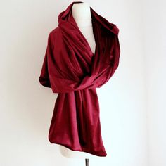 Hey, I found this really awesome Etsy listing at https://www.etsy.com/il-en/listing/663086288/burgundy-velvet-shawl-large-velvet-shawl Braut Winter, Velvet Shawl Wedding, Christmas Shawl, Adult Fairy Costume, Bride Shawl, Fairy Cosplay, Shawl Winter, Bridesmaid Shawl, Red Shawl