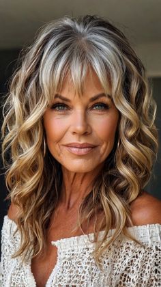 Hairstyles for Women Over 50 Chin Length Hairstyles, Flattering Hairstyles, Timeless Looks, Chin Length, Hairstyles For Women, Smooth Hair