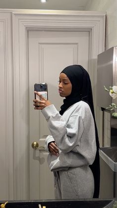 Hijabi Baddie Outfits, Baddie Hijabi, Baddie Hijabi Outfits, Modest Fashion Muslimah, Streetwear Hijab, Senegalese Clothing, Cute Hijabi Outfits, Muslim Girl Outfits, Modest Fashion Muslim