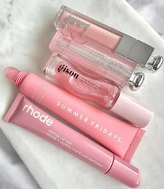 Dior Gloss, Summer Fridays Lip Butter Balm, Summer Fridays Lip, Lip Butter Balm, Skin Korean, Sephora Skin Care, Aesthetic Skincare, Makeup Wishlist, Pretty Skin Care