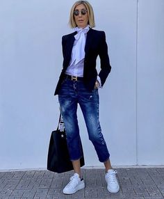 Stylish Outfits For Women, Outfits For Women Over 50, Casual Chic Outfits, Over 60 Fashion, Mode Casual, Outfit Jeans, Casual Chic Outfit