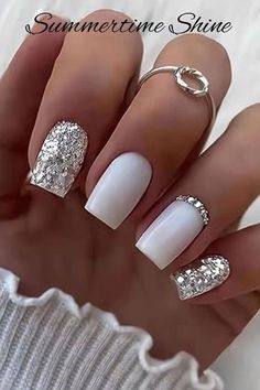 Fall Nails Wedding, Rhinestones Designs, Nails For Women, Nail Designs Glitter, New Year's Nails, Stick On Nails, Bridal Nails, Fancy Nails, Short Acrylic Nails