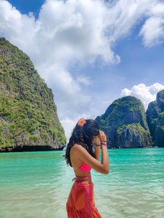 phuket Thailand, Maya Bay phuket, Vacation Aesthetic, tropical island , island girl aesthetic Thailand Vision Board Aesthetic, Holiday In Thailand, Summer In Thailand Aesthetic, Thailand Girls Trip Aesthetic, Tropical Vacation Photos, Thailand Trip Aesthetic, Thailand Vacation Aesthetic, Bali Girl Aesthetic