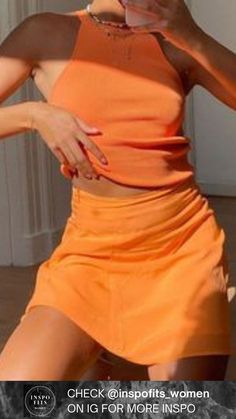 Very cute and trendy summer fit composed by an orange top and skirt. Visit our instagram @inspofits_women for daily new inspirig posts! Pinterest Trends, Mode Editorials, Looks Street Style, Mode Inspo, Cute Summer Outfits, Mode Inspiration, Style Outfits