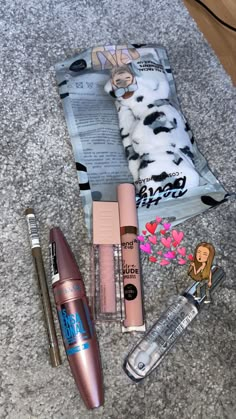 Makeup Suggestions, Makeup Collection Goals, Essence Makeup, Makeup Bag Essentials, Makeup Needs, Fancy Makeup, Facial Skin Care Routine, Makeup Obsession, Makeup Items