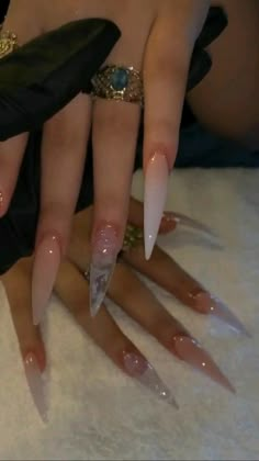 Which Nails, Acrylic Nails Stiletto, Stilleto Nails Designs, Drip Nails, Glamour Nails, Long Acrylic Nails Coffin, Long Square Acrylic Nails, Bling Acrylic Nails, Acrylic Nails Coffin Short