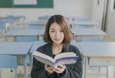 The IELTS reading test has 3 sections. The IELTS Reading exam lasts for 1 hour. You will need to answer all questions and mark your answers on a separate answer sheet, unlike the listening test you Argumentative Writing, Best Nursing Schools, Female Teacher, Nursing Programs, Scholarships For College, Learn A New Language, Asian American, Online School