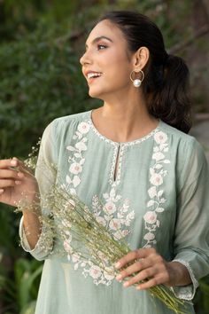 Buy Green Silk Mul Embroidery Dori Keyhole Ambar Tunic For Women by SUMMER BY PRIYANKA GUPTA Online at Aza Fashions. Experience Letter, Summer By Priyanka Gupta, Kurti Embroidery, Tunics Online, Cotton Saree Designs, Inspiration From Nature, Simple Kurta Designs, Embroidery On Kurtis, Long Kurti Designs