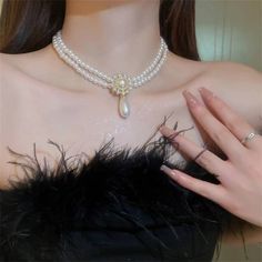 Dainty White Pearl And Rhinestone Chocker Necklaces. #Fauxpearl #Pearl #Choker #Necklace Bridaljewelry #Fashion #Jewelry Dainty Style, Wedding Bride Jewelry, Double Layer Necklace, Pearl Necklace Wedding, Chocker Necklace, Crystal Choker Necklace, Layer Necklace, Neck Jewellery, Chain Fashion