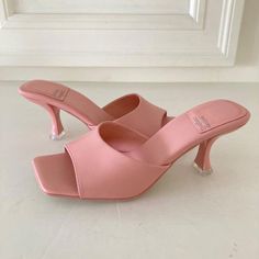 Nwot Jeffery Campbell Anthropologie Square Toe Pink Leather Mules/Heels Sz 6 New Without Tags, Tried On Fast Shipping Luxury Pink Slip-on Mules, Free People Clogs, Mules Heels, Clog Heels, Block Heel Shoes, Jeffrey Campbell Shoes, Pink Heels, Pink Suede, Leather Mules