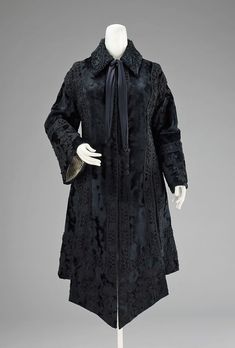 1880s Fashion, Evening Coat, Cherry Orchard, 1800s Fashion, Century Dress, Brooklyn Museum, 19th Century Fashion, Period Outfit