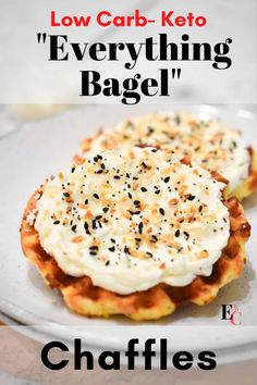 the cover of low carb keto's everything bagel is shown on a plate