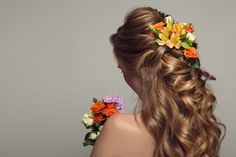 Beach Wedding Hairstyles: The Best & Trending Relaxed Looks for 2024 Key West Wedding