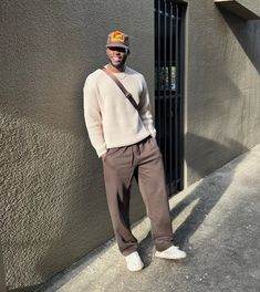 Brown Sweatpants, Chique Outfit, Black Men Street Fashion, Men Street Fashion, High Street Fashion, Street Fashion Men Streetwear