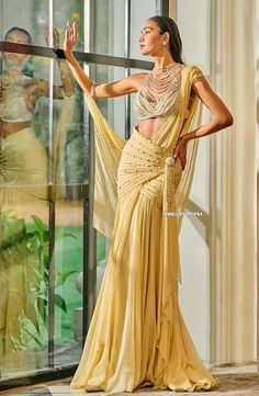 Draped Sarees, Casual Bridal Dress, Sisters Wedding, Dresses Traditional, Indian Bride Outfits, Fashionable Saree Blouse Designs