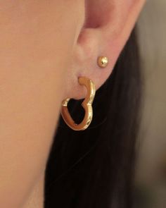 Gold Heart Earrings, Creative Jewelry Photography, Heart Square, Hoop Earrings Silver, Accesories Jewelry, Small Hoop Earrings, Heart Hoop Earrings, Gold Rings Fashion