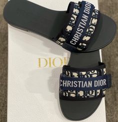 Cristian Dior Sandal, Christian Dior Slippers, Christian Dior Slides, Dior Dway Slides, Dior Dioract Sandal, Black Christian Dior Slides, Dh Gate, Dior Slides, Comfy Footwear