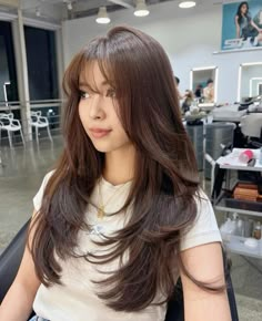 Jennie Layered Hair, Korean Haircut Women Long, 3 Layer Haircut Long, Layer Hair Korean, Gender Affirmation, Brown Layered Hair, Highlights Brown Hair Balayage, Simple Updos, Face Framing Hair