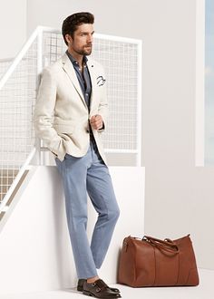 Mens Fashion Accessories, Leather Weekender Bag, Blue Trousers, Cotton Trousers, Style Sport, Cotton Chinos, Weekend Bag