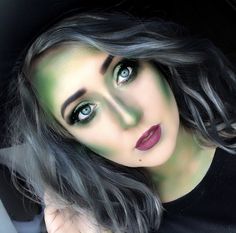 Wicked witch of the West Makeup Tutorial Pretty Witch Makeup, Halloween Makeup Witch, Make Up Diy, Halloween Make-up Looks, Creepy Halloween Makeup, Cute Halloween Makeup, Wicked Witch Of The West, Halloween Makeup Pretty