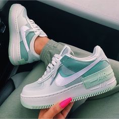 Sepatu Air Jordan, Air Force 1 Outfit, Sneaker Nike, Nike Shoes Air Force, Air Force 1 Shadow, Dr Shoes, Custom Nike Shoes