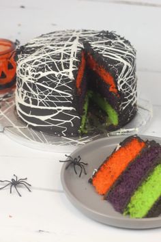 there is a halloween cake on the table