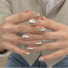 Summer Nails Short Nails, Summer Nails Short, Tato Minimal, Nails Silver, Silver Nails