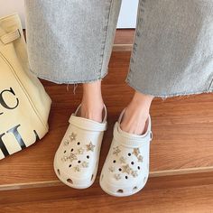 Beige Crocs, Beach Palette, Bling Crocs, Crocs Charms, Shoes Charms, Slippers Heels, Pink Crocs, Crocs Jibbitz, Silver Bear