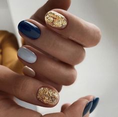 Pedi Ideas, Nagellack Trends, Short Nail, Foil Nails, New Year's Nails, Hair Nails, Fancy Nails