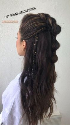 Follow & See more post collection in my pin bio, Thank you. Read more inspo & article at Our website. #braid #braidhairstyle #hairstyle #beauty #cute Knotless Braids Bun, Hairstyles Dark Hair, Haircut Low Fade, Low Fade Comb Over, Yarn Braids Styles, Viking Hairstyle, Braids Bun, Yarn Braids