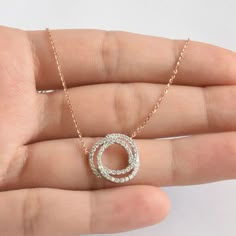 Diamond Pendant Simple Necklace Designs, Long Bridal Earrings, Delicate Gold Jewelry, Beautiful Bridal Jewelry, New Gold Jewellery Designs, Pretty Jewelry Necklaces