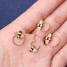 16G Bee Daith Earring Hinged Segment Conch Earring - OUFER BODY JEWELRY Bijoux Piercing Septum, Cute Septum Rings, Ace Ring, Cute Nose Rings, Ear Piercings Chart, Septum Piercing Jewelry, Daith Earring, Tragus Ring, Cool Piercings