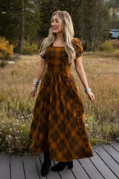 Kimball Dress in Plaid Cozy Fall Dresses, City Woman, Fall Plaid, Trendy Fall Outfits, Fall Dress, Midi Length Skirts, Princess Seams, Missing Piece, Style Mistakes