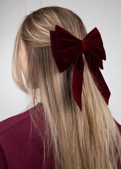 Add the finishing touch to any outfit with our Maroon Velvet Hair Bow! Made with luxurious maroon velvet and a secure clip, this hair bow will add a touch of elegance and style to your look. Perfect for any occasion, whether it's a casual day out or a special event. Elevate your style with our Maroon Velvet Hair Bow! Maroon Hair Accessories, Xmas Day Outfit Ideas, Xmas Hair Accessories, Ig Background, Burgundy Hair Accessories, Burgundy Accessories, Maroon Aesthetic, Velvet Hair Bow, Maroon Hair