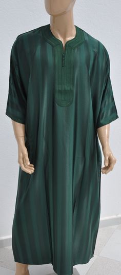 Kaftan for men Beautiful Moroccan cotton caftan for men. This Moroccan garment is handmade in soft cotton fabric. This caftan is very pleasant to wear mainly in summer, at the beach, after a spa, inside, outside, at a party ... Very quick to wear, do not stick to the skin, this caftan is a must have really clothes. -The cotton -embroidery - color: Green . -Machine wash. Shipping I do ship worldwide by registered mil with tracking number ; shipping time takes from 10 to 20 business days . return Luxury Men's Abaya For Festive Occasions, Luxury Men's Ceremonial Thobe, Luxury Men's Festive Kaftan, Luxury Long Thobe For Men, Luxury Men's Thobe For Festive Occasions, Luxury Men's Dabka Thobe, Luxury Long Sleeve Men's Thobe, Luxury Festive Thobe, Thobe Mens Fashion