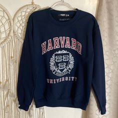 Nwot - 50% Cotton 50% Polyester Harvard Merch, Yale Sweater, Harvard Sweater, Harvard Hoodie, Sweatshirts Aesthetic, College Merch, College Crewneck Sweatshirts, Harvard Sweatshirt, College Sweater