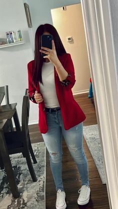 Red Blazer Outfit, Smart Casual Women Outfits, Casual Oufits, Outfits Juvenil, Outfits Con Jeans, Look Office, Blazer Outfits For Women, Dressy Casual Outfits