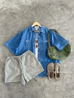 Masc Summer Outfits, Thrift Wishlist, Cool Outfit Ideas, Versatile Clothing, Summer Outfits 2024, Daily Outfit Inspiration, Thrifted Outfits, Neue Outfits, Cool Outfit