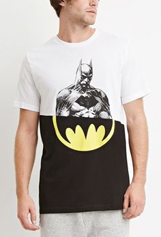 Batman Graphic Tee | 21 MEN - 2000156385 Mickey Clothes, Graphics Tshirt, Hero Clothes, Disney Tshirt, Batman Gifts, Batman Outfits, Edgy Girls, Batman Stuff, Before The Dawn