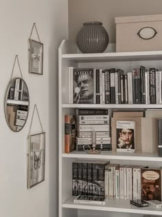 Bookshelf Aesthetic, Things About Me, Book Content, Bookshelf Inspiration, Study Book, I Am Looking, Dream Room Inspiration, Room Inspiration Bedroom, Room Ideas Bedroom