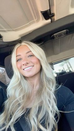 Blonde Hair Color Ideas Platinum, Blonde Hair With Platinum Money Piece, Pretty White Girl With Blonde Hair, Platinum Blonde Hair With Money Piece, Very Blonde Hair, Blonde Low Lights, Blonde Blonde Hair, Covering Grey Roots