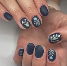 Maine Nails, Structured Gel Manicure Designs, Country Nail Designs, Class Nails, Navy Nail Art, Whimsical Nail Art, Quilted Nails, Natural Nails Manicure, Nails For Fall