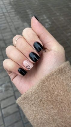 Nude And Black Valentine Nails, Black Nails Gel Polish, Dark Short Square Nails, Short Nail Designs Minimal Black, Short Acrylic Nails For Work, February Nails Ideas Simple, Grunge Valentines Nails, Work Nails Short, Black Nails Short Simple