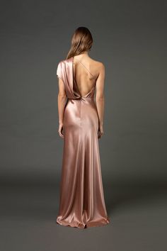 Full length silk satin gown with one shoulder drape detail. Invisible center back zipper closure and fully lined in silk. Made in USA. **Special orders in custom colors are available. Please email us at shop@michellemason.com for further inquiries. Composition: 100% silk Gowns Aesthetic, Draped Gown, Silk Evening Gown, Blush Gown, Dress Code Wedding, Drape Gowns, Sleeveless Bridesmaid Dresses, Maid Of Honour Dresses, Bridesmaid Dress Styles