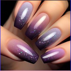 Make your nails royal with the 'Princess Jasmine' design! By Aga Lorynowicz Neon Glow Nails, Vintage Nail Art, Round Nail Designs, Glitter Gradient Nails, Polka Dot Nail Designs, Purple Ombre Nails, Dot Nail Designs, Glitter Gradient, Fall Nail Trends